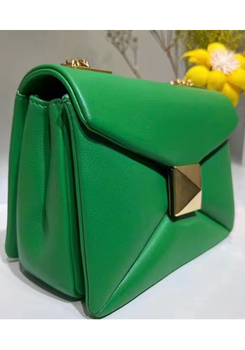 THE AMY STUDDED LEATHER BAG GREEN