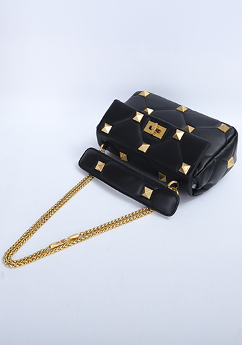 THE AMY STUDDED LEATHER SHOULDER BAG BLACK