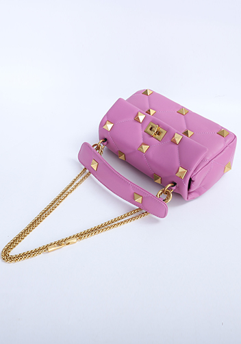 THE AMY STUDDED LEATHER SHOULDER BAG PINK