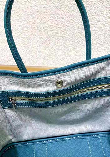 Tiger Lyly Carla Tote In Leather 12 Blue