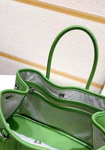 Tiger Lyly Carla Tote In Leather 12 Green