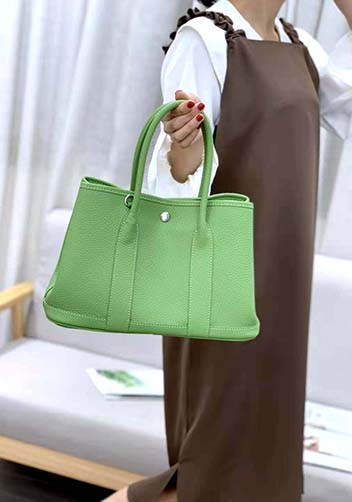 Tiger Lyly Carla Tote In Leather 12 Green