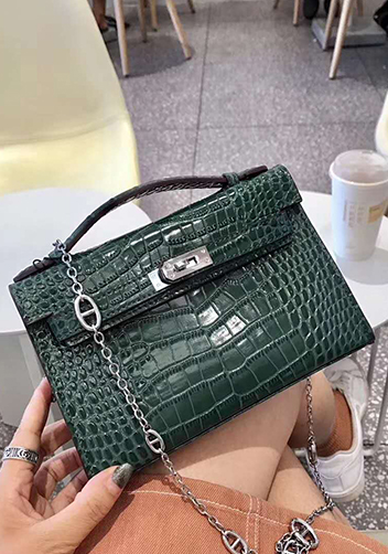 Tiger Lyly Garbo Leather Chain Bag Green