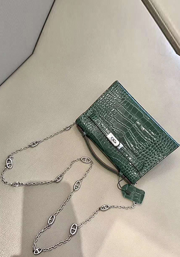 Tiger Lyly Garbo Leather Chain Bag Green