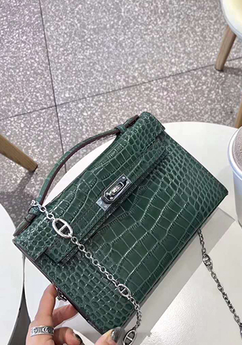 Tiger Lyly Garbo Leather Chain Bag Green