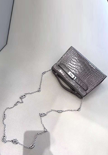 Tiger Lyly Garbo Leather Chain Bag Grey